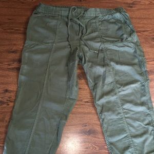 OLD NAVY Cargo Capris